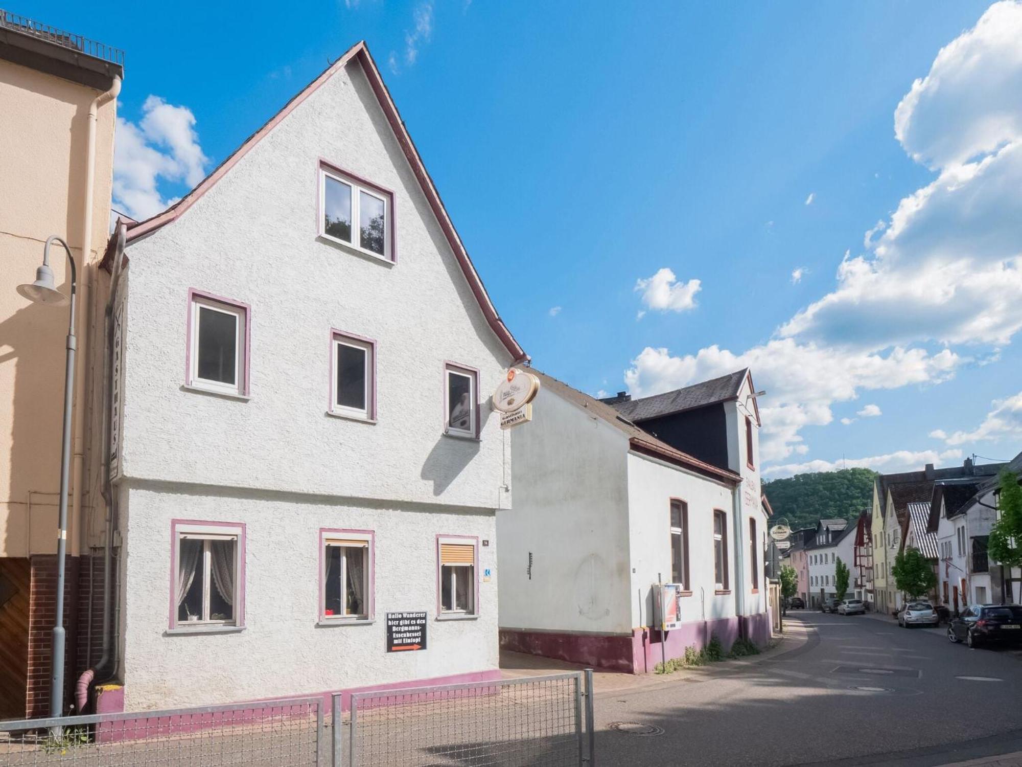 Cosy Holiday Home In Sankt Goarshausen With Barbecue Ngoại thất bức ảnh